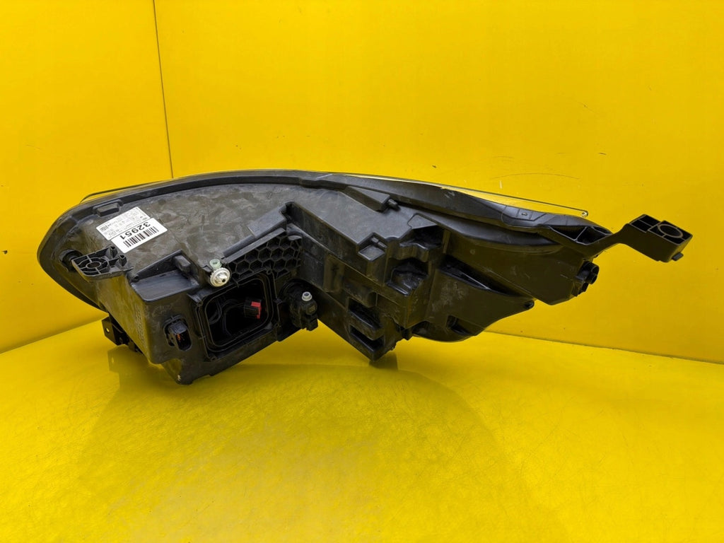 Frontscheinwerfer Renault Trafic 260102899R LED Rechts Scheinwerfer Headlight SCH3233403308zw