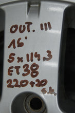 Laden Sie das Bild in den Galerie-Viewer, 1x Alufelge 16 Zoll 6.5&quot; 5x114.3 38ET 4250B592 Mitsubishi Outlander Iii