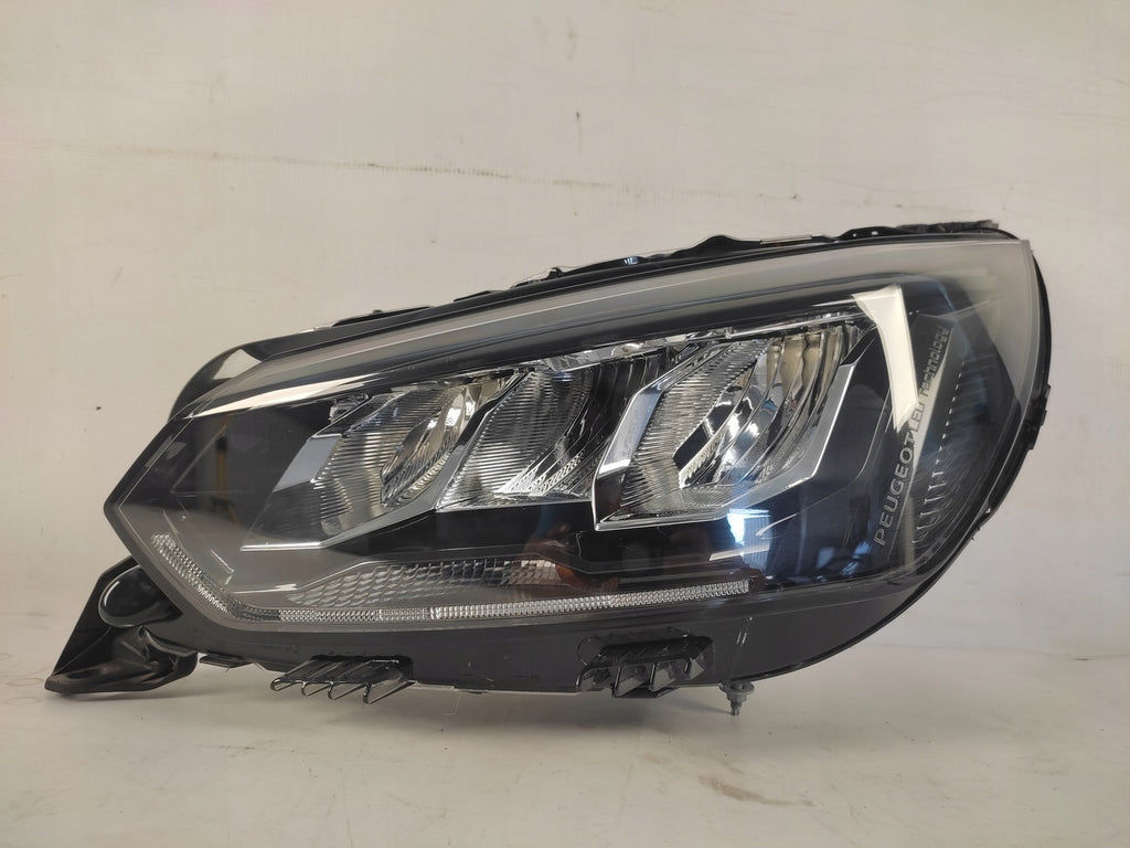 Frontscheinwerfer Peugeot 208 II 9855524680 LED Ein Stück (Rechts oder Links) SCH4819479995xi