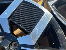 Load image into Gallery viewer, 1x Alufelge 18 Zoll 403008515R Renault E-Tech Rim Wheel FEL9249908051rp