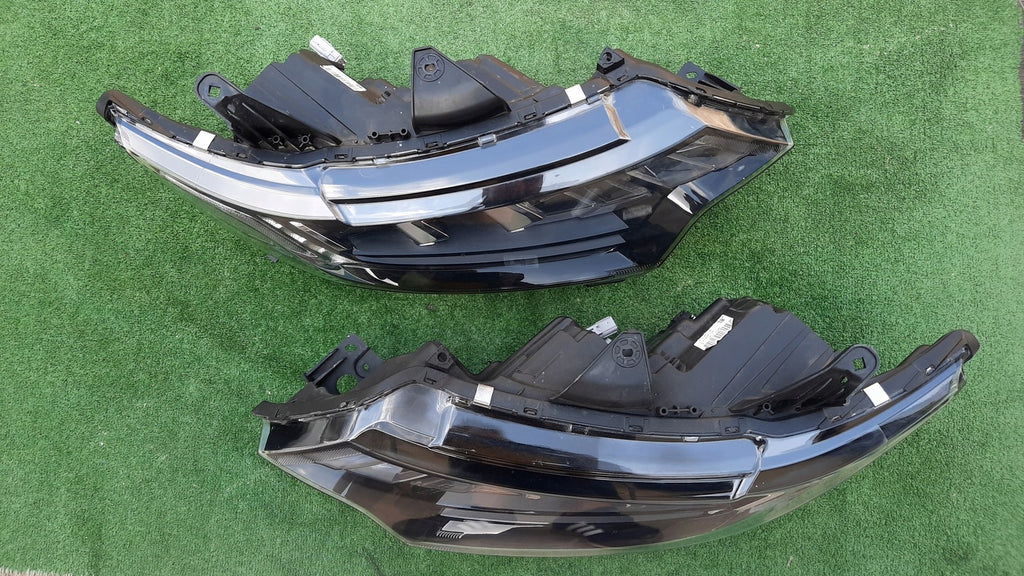 Frontscheinwerfer Mitsubishi Outlander ECM921-21E10 Full LED Rechts oder Links