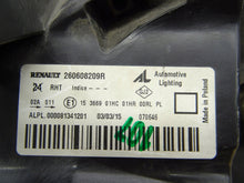 Laden Sie das Bild in den Galerie-Viewer, Frontscheinwerfer Dacia Duster 260608209R Links Scheinwerfer Headlight