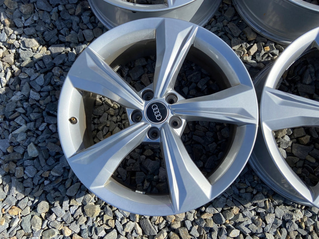 4x Alufelge 19 Zoll 7.0" 5x112 34ET Glanz Silber 80A601025 Audi Rim Wheel FEL6684374244gy
