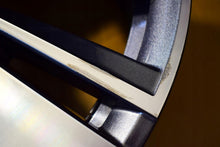 Load image into Gallery viewer, 1x Alufelge 19 Zoll 8.0&quot; 5x112 45ET Glanz Graphit 5LA601025A Mg Enyaq Rim Wheel