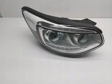 Laden Sie das Bild in den Galerie-Viewer, Frontscheinwerfer Kia Soul II 92102E4 Rechts Scheinwerfer Headlight SCH1402993700ky