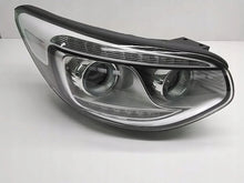 Laden Sie das Bild in den Galerie-Viewer, Frontscheinwerfer Kia Soul II 92102-E4 Rechts Scheinwerfer Headlight SCH2008012563rr