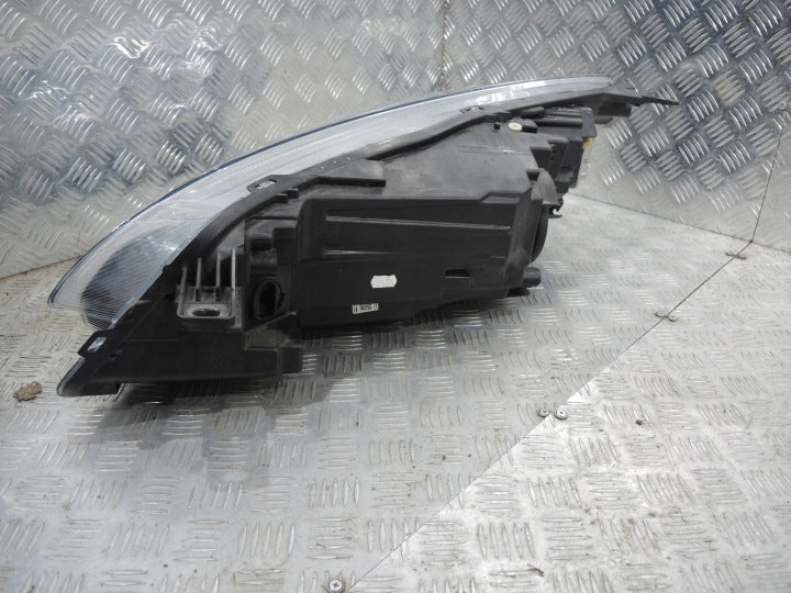 Frontscheinwerfer Ford Kuga LV4B-13W029-AK LV4B-13W030-AK LED Ein Satz Headlight SCH7825359804yr