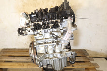 Laden Sie das Bild in den Galerie-Viewer, Motor Toyota Aygo 1KR-B52 1.0 VVTI 72PS 2021 Benzin Engine Unkomplett MOT3398103333gl