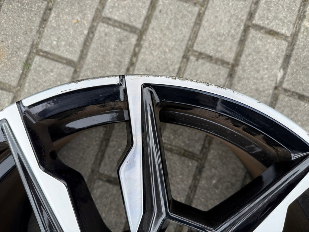 1x Alufelge 19 Zoll 9.0" 5x112 42ET Glanz Schwarz 8089228 BMW I4 G26 Rim Wheel FEL7562375335jq