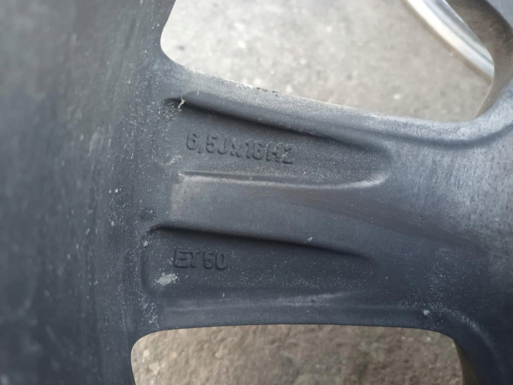 1x Alufelge 16 Zoll 6.5" 5x112 50ET 8P0601025A Audi B7 Rim Wheel