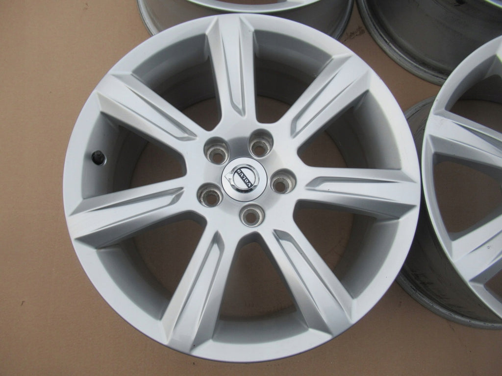 4x Alufelge 17 Zoll 8.0" 5x108 42ET Glanz Silber 31362838 Volvo S90 V90 FEL4258962373si