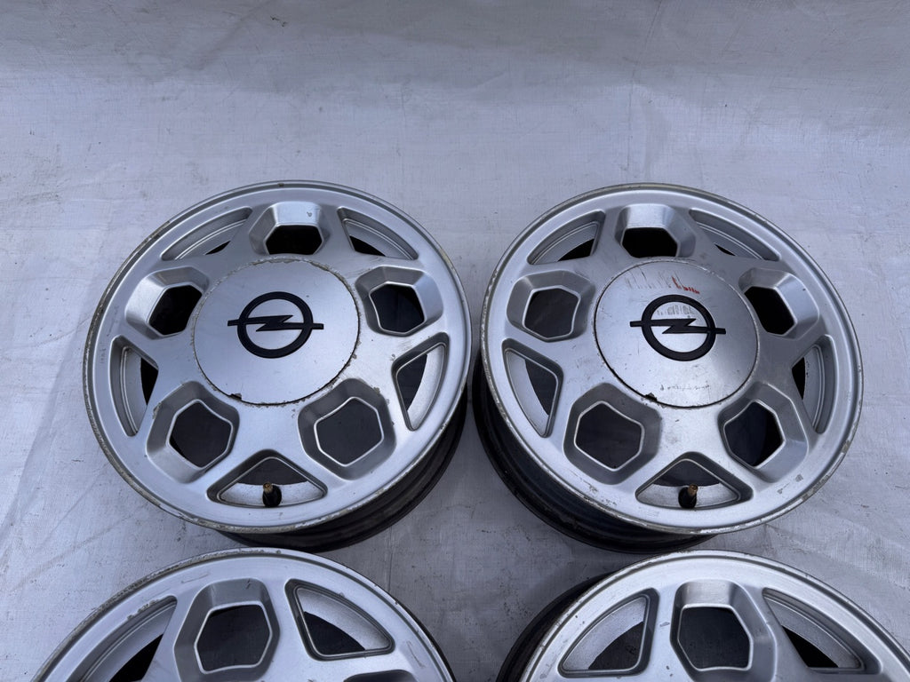 4x Alufelge 13 Zoll 5.5" 4x100 49ET Silber Opel Rim Wheel FEL3927171997ch