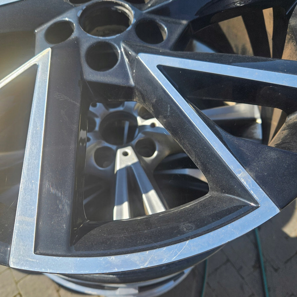 1x Alufelge 18 Zoll 7.0" 5x100 39ET Schwarz 657601025A Skoda Fabia Iii Rim Wheel FEL7215118164di