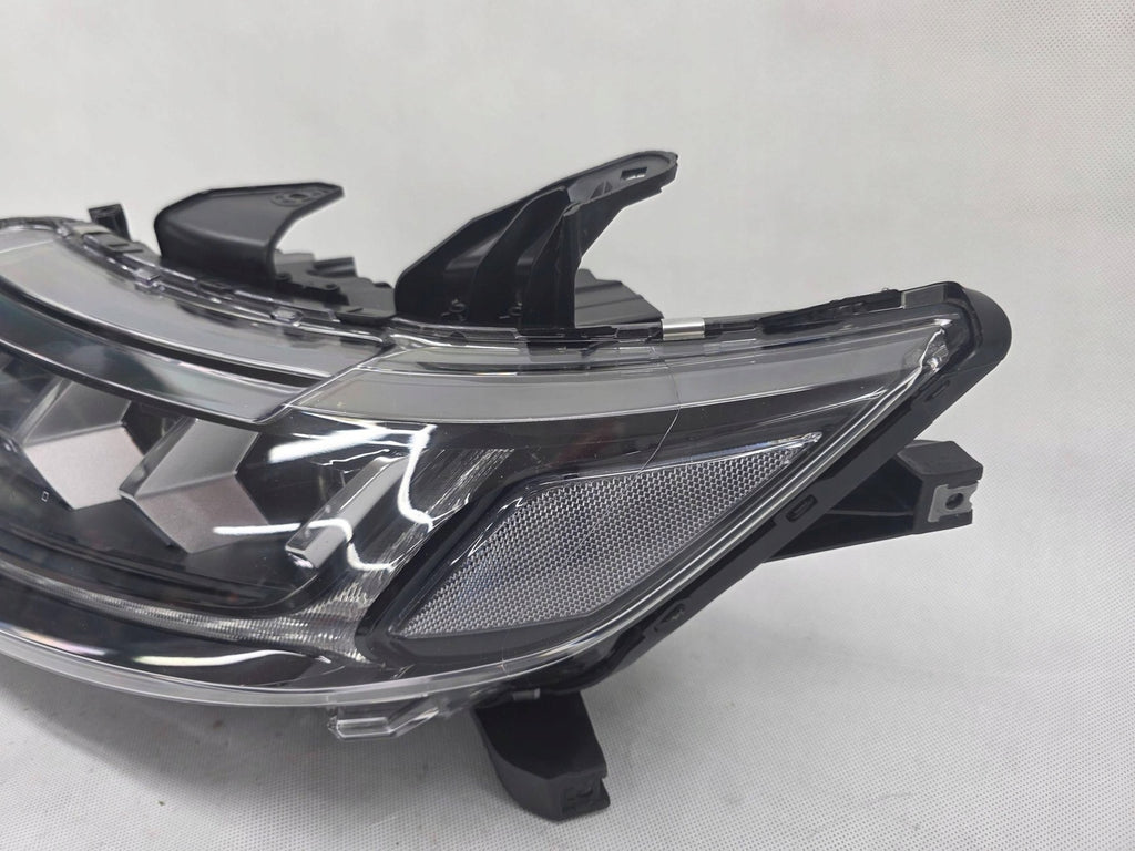 Frontscheinwerfer Mitsubishi Outlander III 8301D3-31 Full LED Rechts oder Links