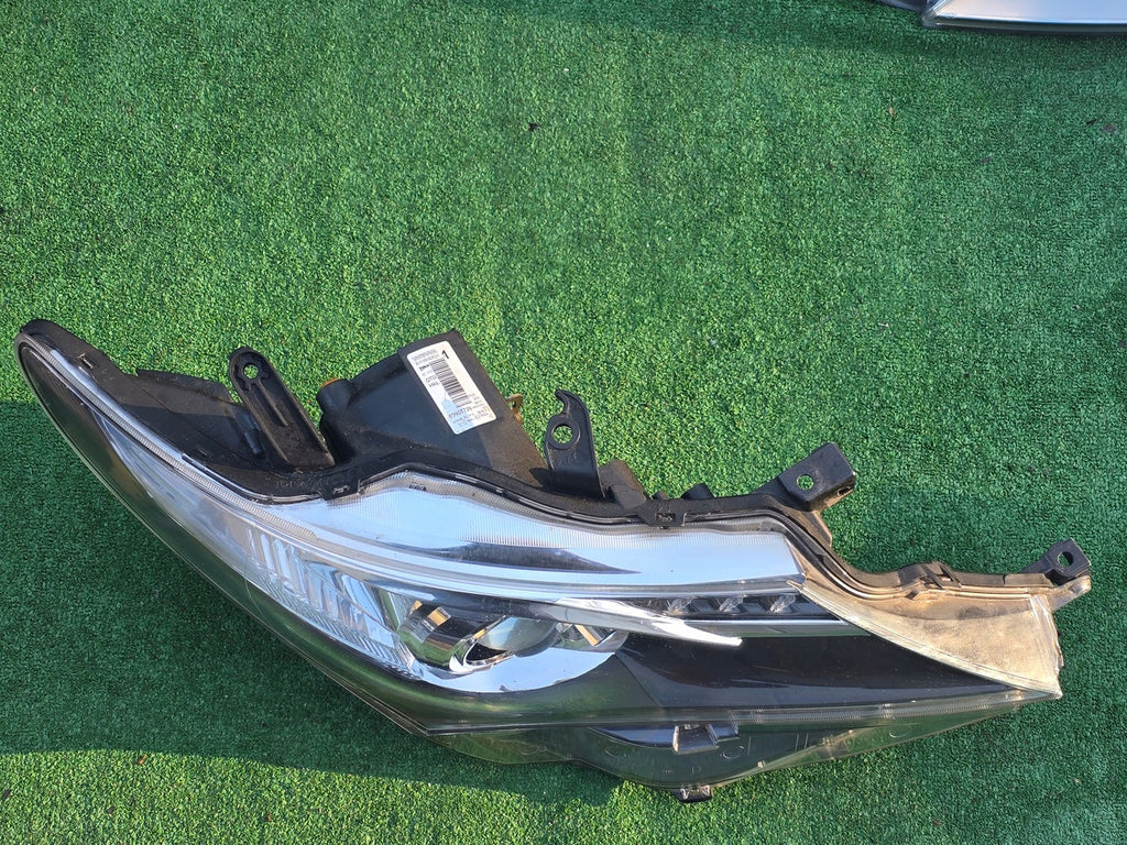 Frontscheinwerfer Toyota Auris 89907726 LED Rechts Scheinwerfer Headlight SCH2540085015ak