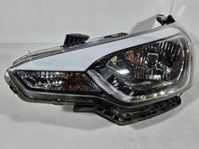 Load image into Gallery viewer, Frontscheinwerfer Hyundai I20 II 92101-C88 Links Scheinwerfer Headlight