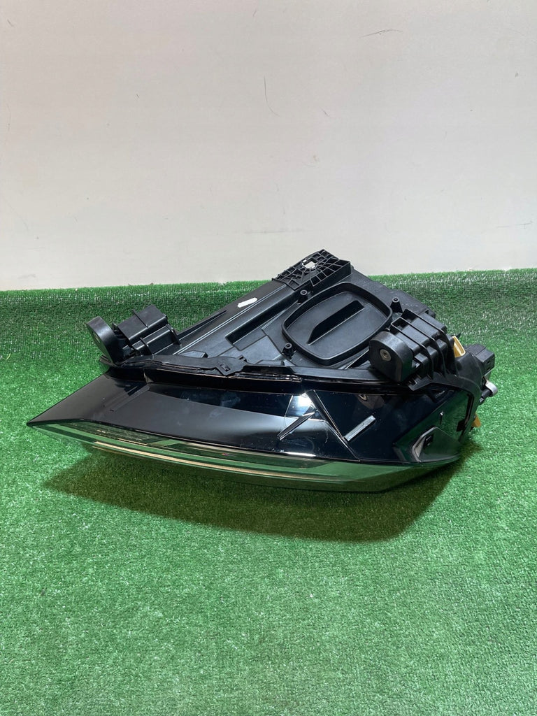 Frontscheinwerfer Audi Q2 81A941012 Rechts Scheinwerfer Headlight SCH7160122040qn