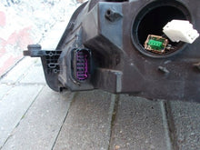 Laden Sie das Bild in den Galerie-Viewer, Frontscheinwerfer Skoda Superb III 3V1941016B Xenon Rechts Headlight