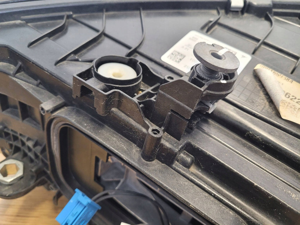 Frontscheinwerfer Mercedes-Benz LE19A6438 Rechts Scheinwerfer Headlight SCH5104402502mc