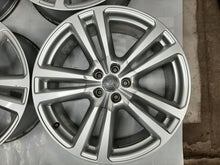 Laden Sie das Bild in den Galerie-Viewer, 4x Alufelge 20 Zoll 8.0" 5x112 28ET Glanz Silber Audi Q7 Rim Wheel FEL9915999156aj
