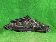 Laden Sie das Bild in den Galerie-Viewer, Frontscheinwerfer Hyundai Tucson 92207N7100 Ein Stück (Rechts oder Links)