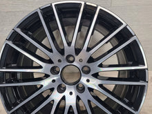 Laden Sie das Bild in den Galerie-Viewer, 1x Alufelge 18 Zoll 8.5&quot; 5x112 52ET A2064015000 Mercedes-Benz W206 Rim Wheel