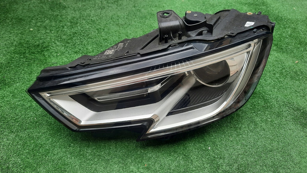 Frontscheinwerfer Audi A3 8V0941005E Xenon Links Scheinwerfer Headlight