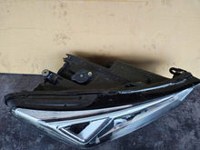 Load image into Gallery viewer, Frontscheinwerfer Seat Tarraco 5FJ941008H Rechts Scheinwerfer Headlight SCH5626531067om