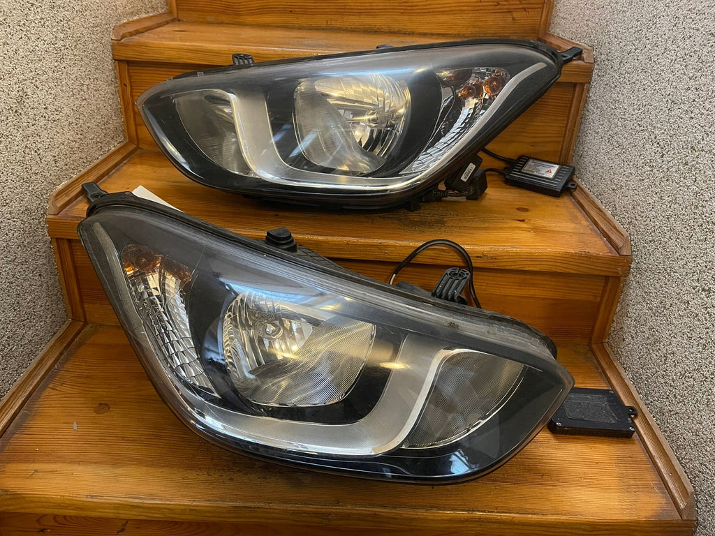 Frontscheinwerfer Hyundai I20 Ein Stück (Rechts oder Links) Headlight