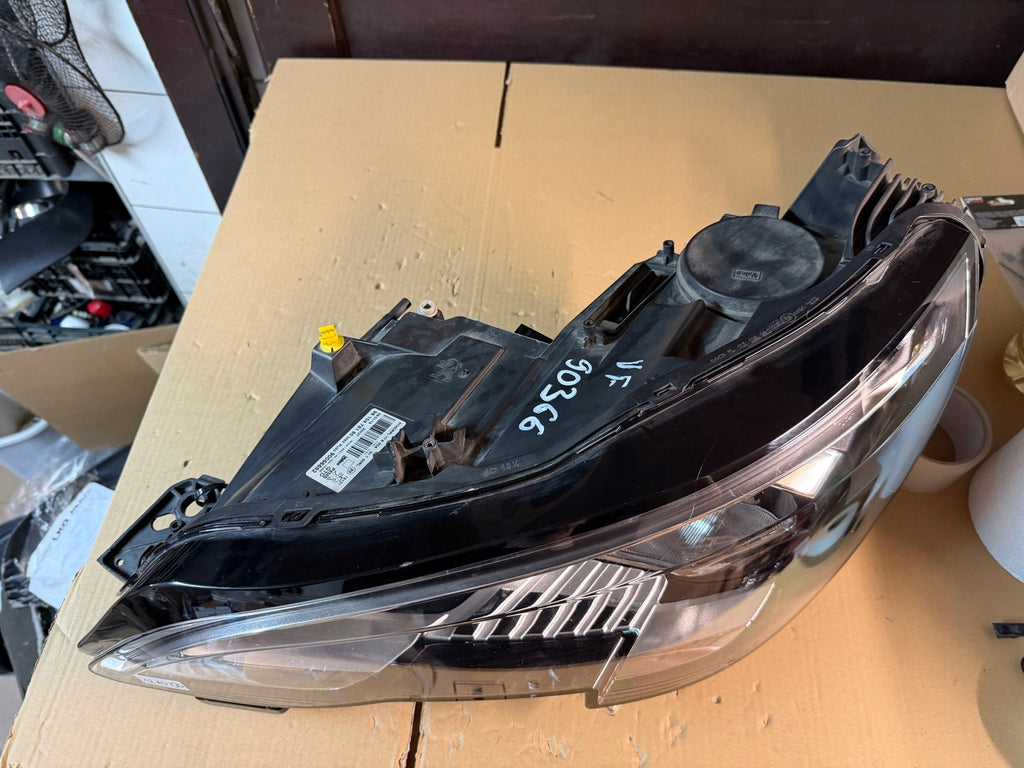 Frontscheinwerfer Peugeot 5008 90056582 Links Scheinwerfer Headlight SCH3113813355cq