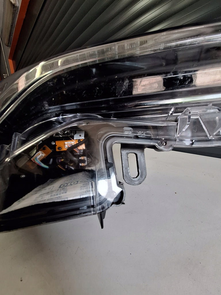 Frontscheinwerfer Toyota C-Hr Chr 8111-F4170-00 LED Rechts Headlight SCH7862472985bz