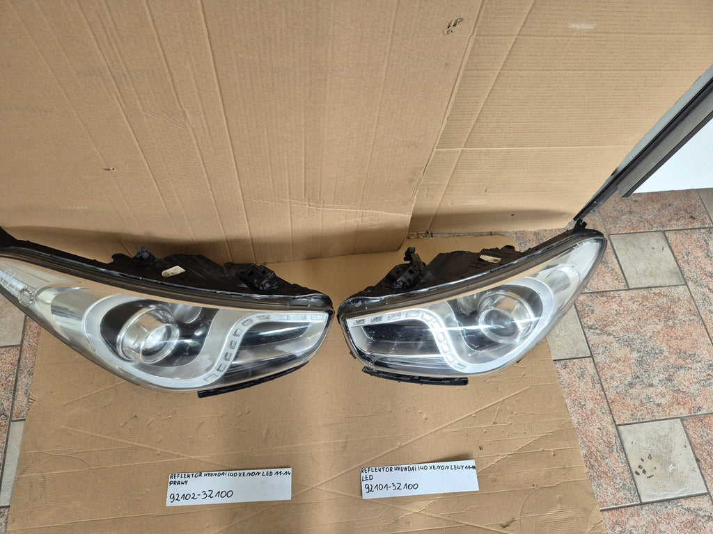 Frontscheinwerfer Hyundai I I40 92102-3Z100 LED Ein Satz Scheinwerfer Headlight