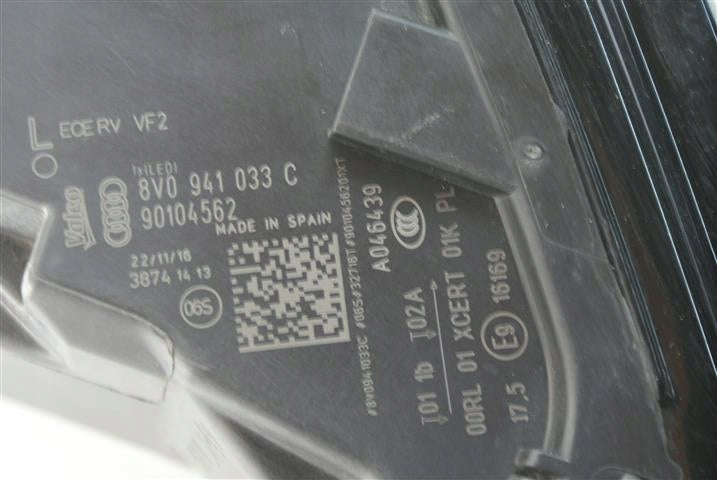 Frontscheinwerfer Audi A3 8V0941033C LED Links Scheinwerfer Headlight SCH2075616715yr