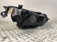 Laden Sie das Bild in den Galerie-Viewer, Frontscheinwerfer VW Golf VIII 5H1941005B Links Scheinwerfer Headlight SCH1445999634rs