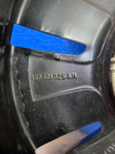 Load image into Gallery viewer, 1x Alufelge 15 Zoll 5.0" 4x100 1S0601025AH VW Up Rim Wheel FEL2586122290gp