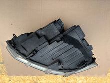 Laden Sie das Bild in den Galerie-Viewer, Frontscheinwerfer VW Transporter Caravelle 7E1941016C Rechts Headlight SCH7243823967zx