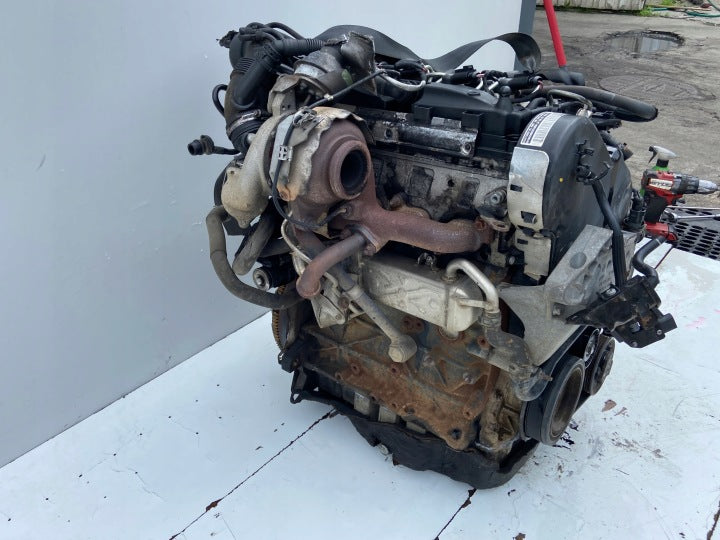 Motor VW Passat CAY 1.6 TDI 105PS 77kW 192TKm 2013 Diesel Engine Komplett MOT6411222134qs