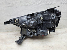Load image into Gallery viewer, Frontscheinwerfer Ford Ranger Rechts Scheinwerfer Headlight SCH1686681088qu