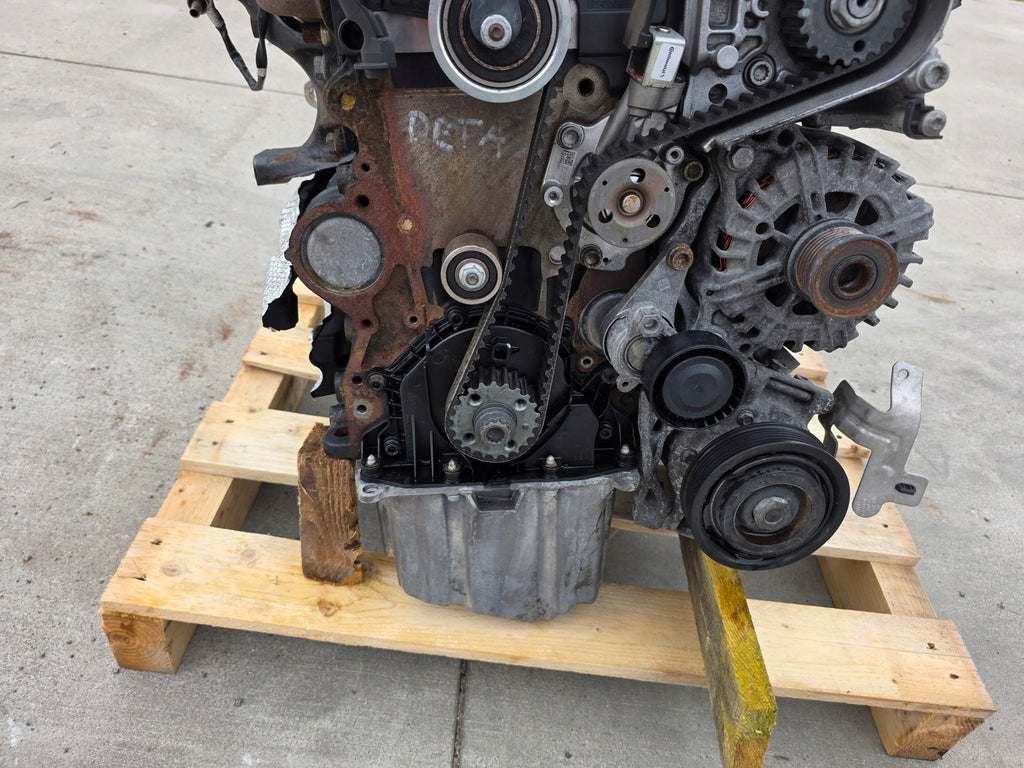 Motor Audi A4 B9 DETA 2.0 TDI 190PS 140kW 124TKm Diesel Engine Komplett
