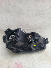 Load image into Gallery viewer, Frontscheinwerfer VW Sportsvan 517941005D Links Scheinwerfer Headlight