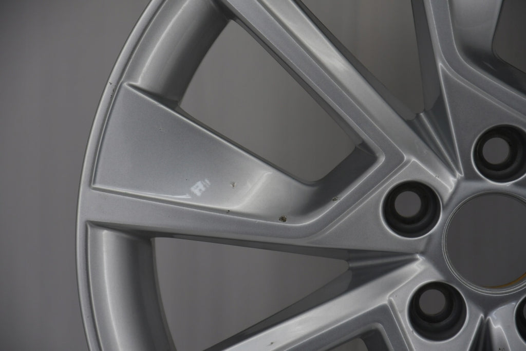 1x Alufelge 17 Zoll 6.5" 5x100 40ET Glanz Silber 658601025C Skoda Scala Kamiq FEL1771572322mw