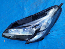 Laden Sie das Bild in den Galerie-Viewer, Frontscheinwerfer Opel Corsa E TL793389777 39108222 Links Scheinwerfer Headlight SCH2404176681qk