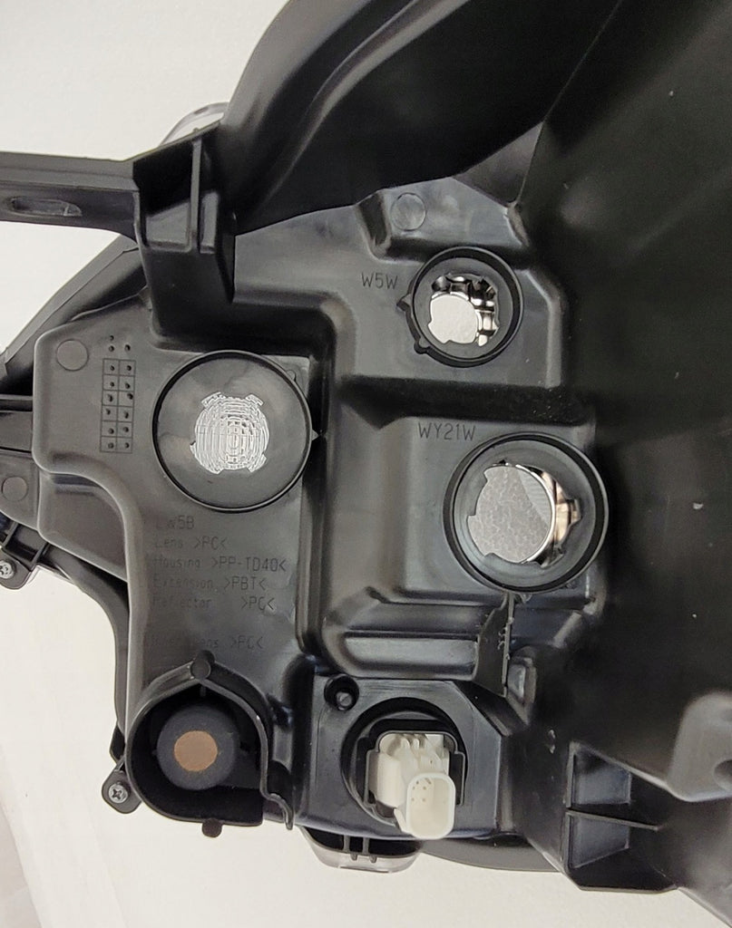 Frontscheinwerfer Toyota Yaris Rechts Scheinwerfer Headlight