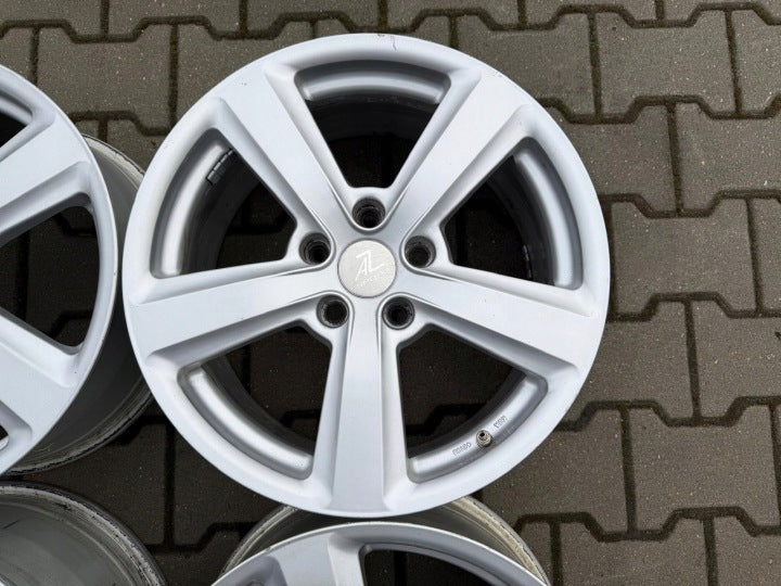 4x Alufelge 17 Zoll 7.5" 5x112 48ET Glanz Silber Audi A4 A3 Rim Wheel FEL2690395664mg