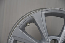 Laden Sie das Bild in den Galerie-Viewer, 1x Alufelge 15 Zoll 5.0" 4x100 39ET Glanz Silber PW457-0D000 Toyota Rim Wheel FEL8180381146eh