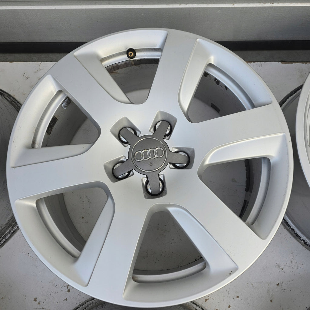 4x Alufelge 17 Zoll 7.0" 5x112 25ET Glanz Silber 4G8601025H Audi C6 A4 B8 FEL6047405553ym