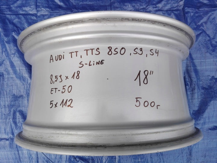 1x Alufelge 18 Zoll 8.5" 5x112 50ET 8S0601025D Audi Tt Rim Wheel FEL4300621007nv