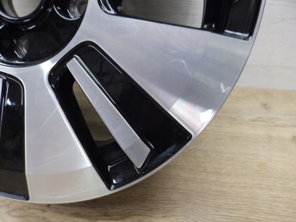 1x Alufelge 15 Zoll 5.0" 4x100 35ET Glanz Silber 1S0601025 VW Up Rim Wheel FEL9333459504yr