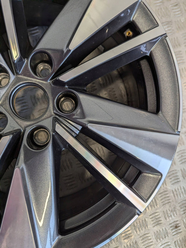 1x Alufelge 17 Zoll 7.0" 5x112 45ET 57A601025AA Skoda Karoq Rim Wheel FEL8111053740yz