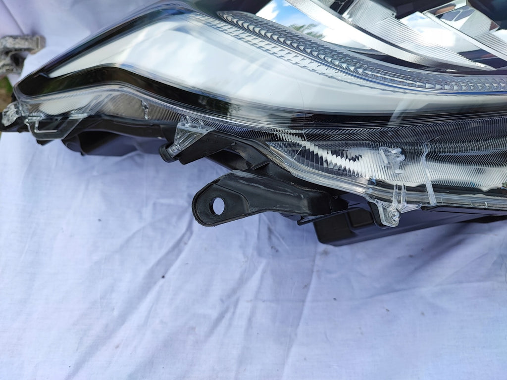 Frontscheinwerfer Toyota Yaris Full LED Rechts Scheinwerfer Headlight SCH7108671118ob